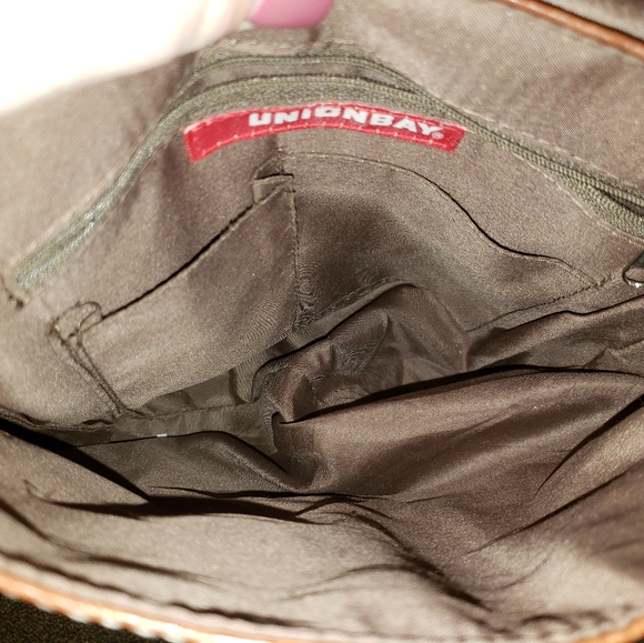 Purses - Picture 8 of 16